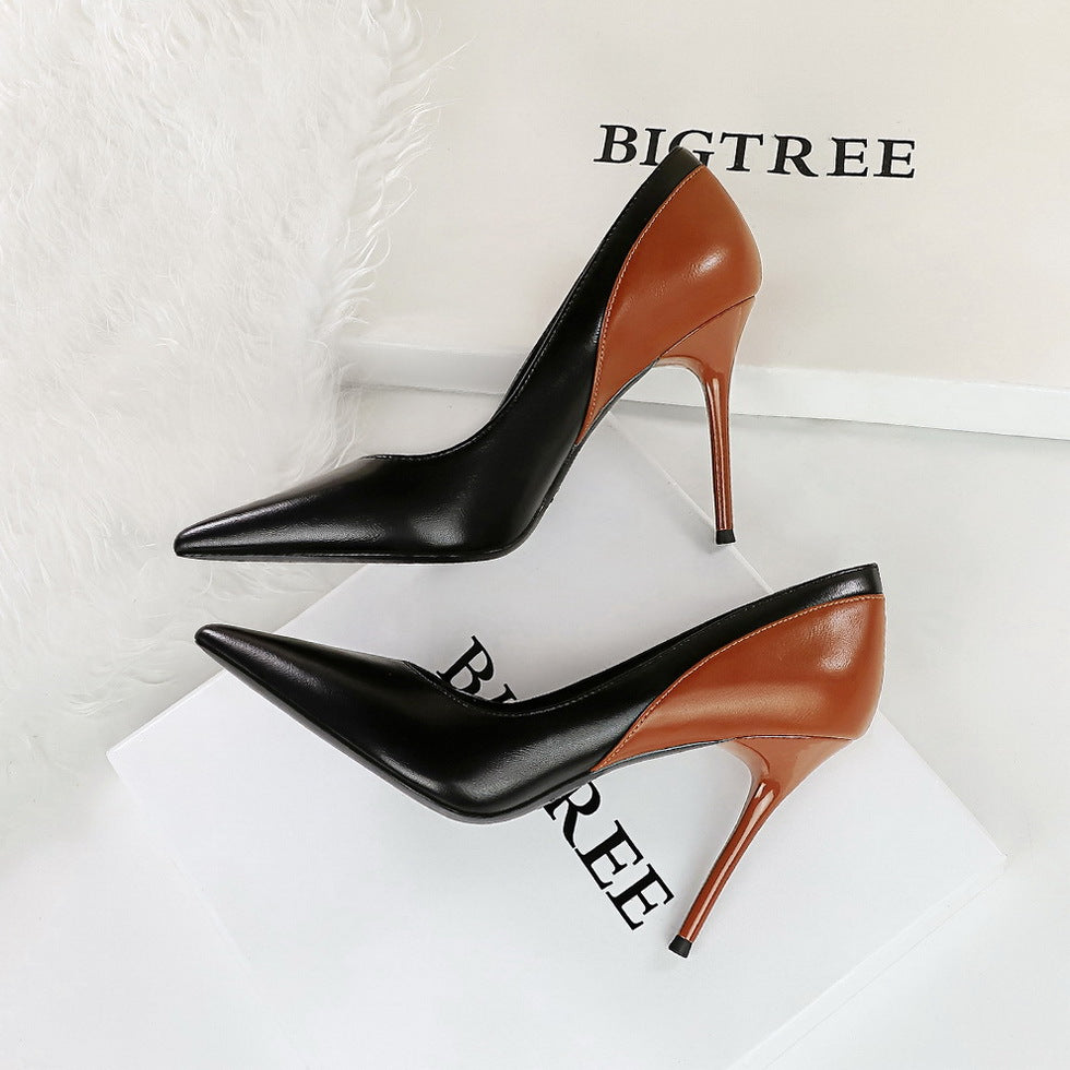 Retro Royale Pointed-Toe Heels
