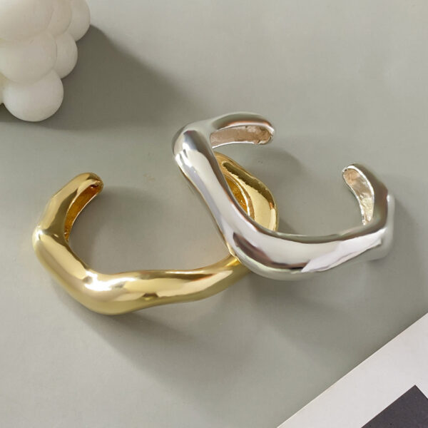 ins heavy industry design sense metallic glossy bracelet - Image 4