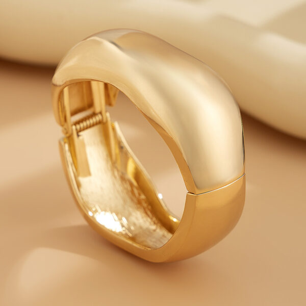 ins heavy industry design sense metallic glossy bracelet - Image 3