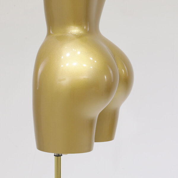 BBL-Plus size model props - Image 4