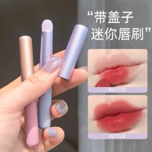 round tip concealer, portable lip brush