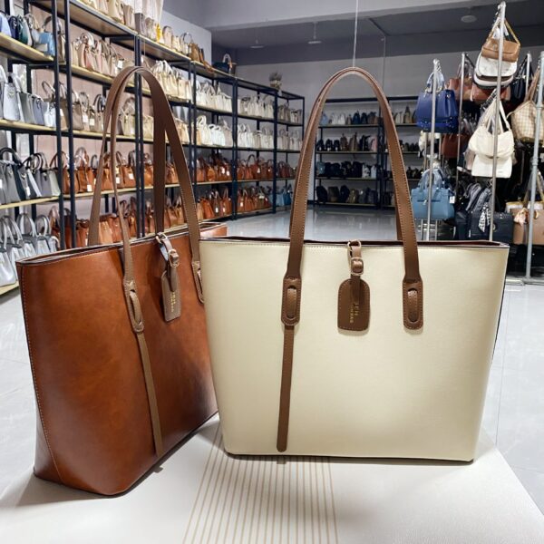Cowhide pattern tote bag - Image 2