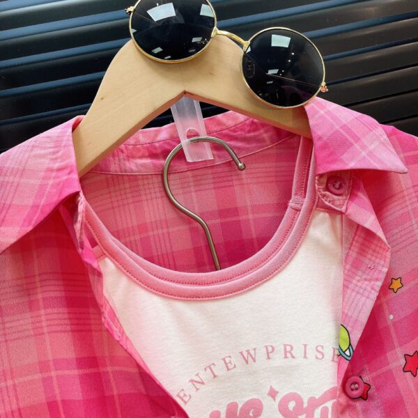 New Children's Jacket and Tank Top Denim Shorts Three-Piece Set - Image 5