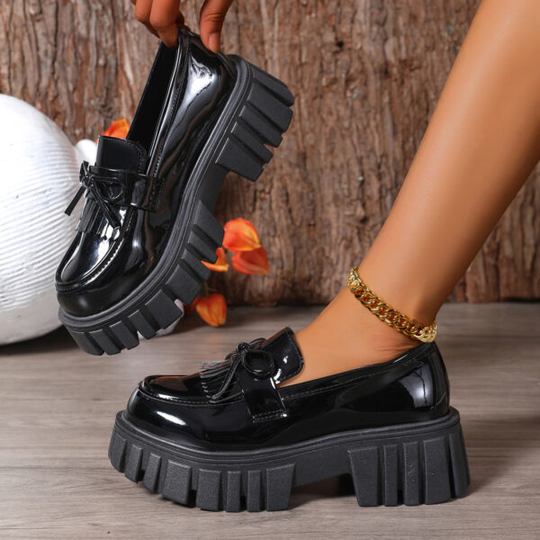 plus size new leather shoes