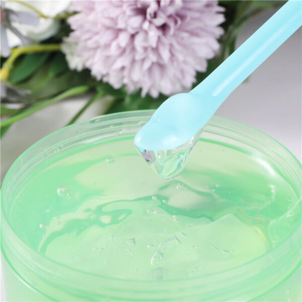 Dual-ended silicon mask brush - Image 3