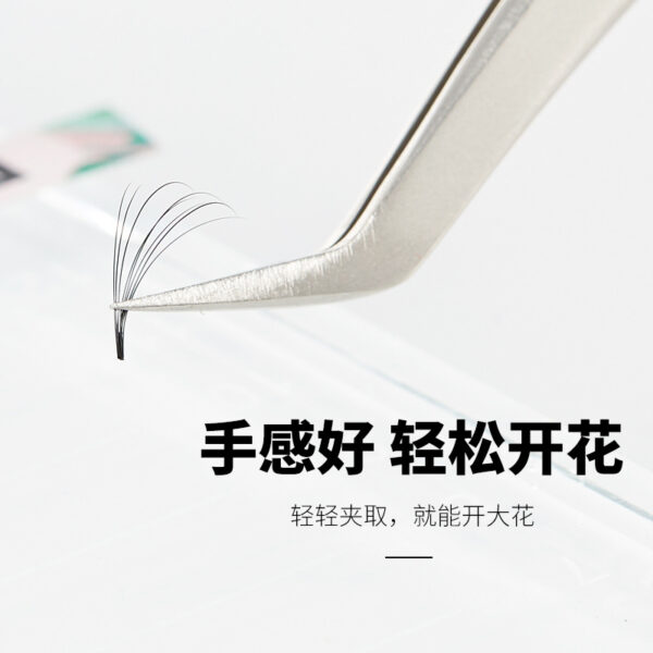 Quality Stainless Steel Eyelash Tweezers - Image 3