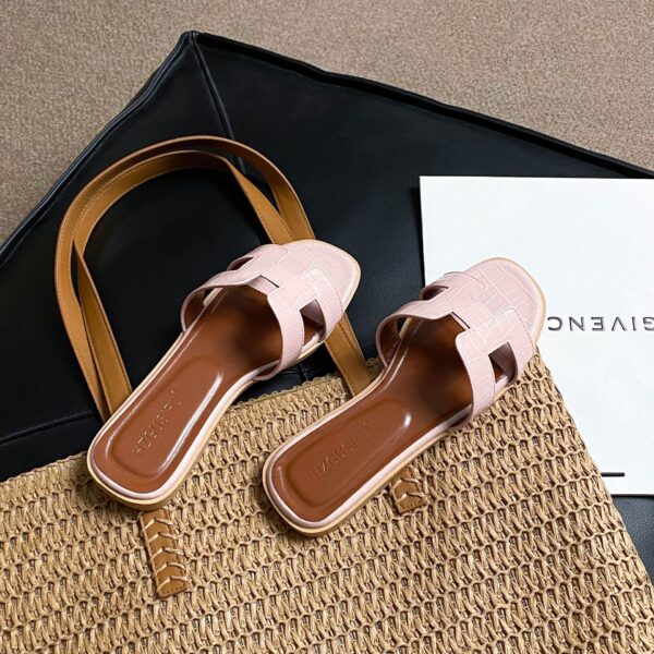 Fashion slippers for women - Image 3